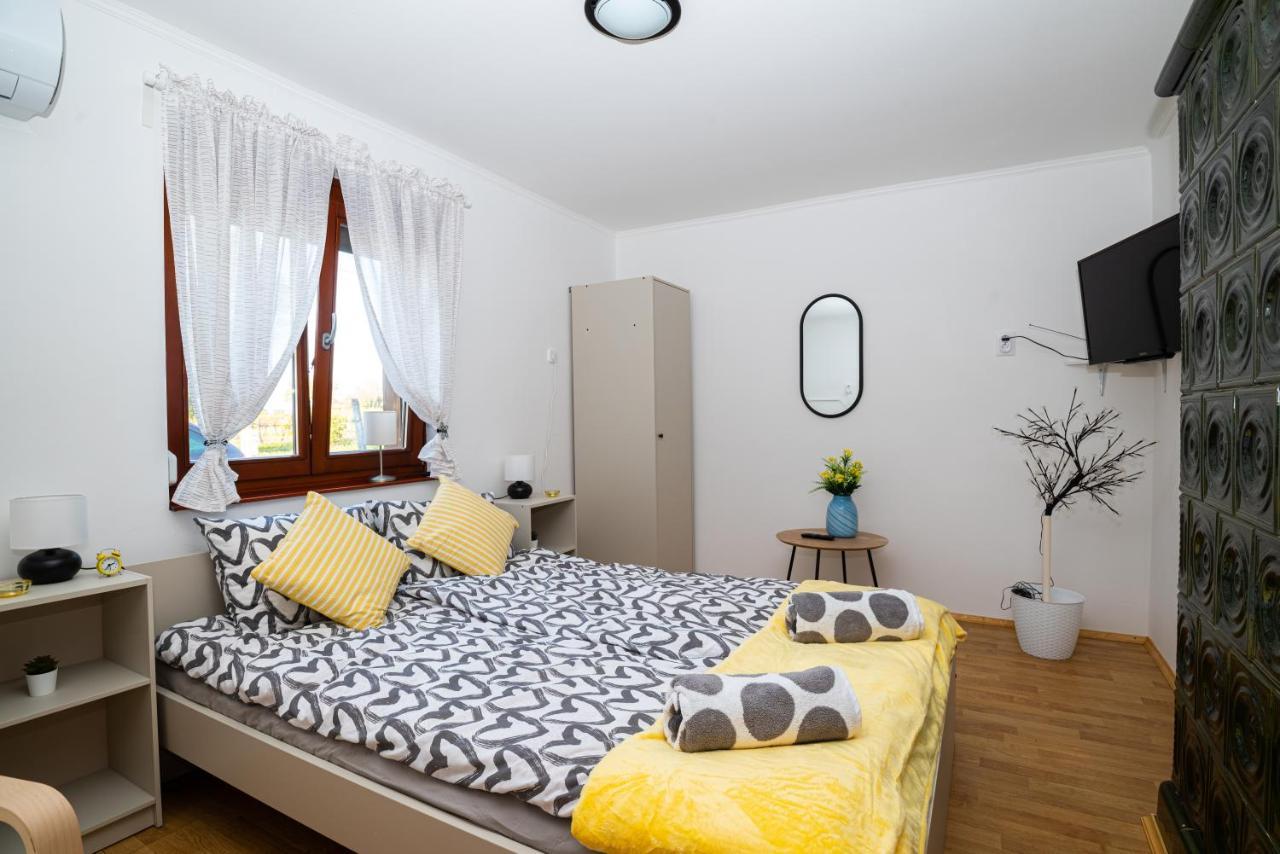 Kopa Vendeghaz Apartment Szigetvar Luaran gambar